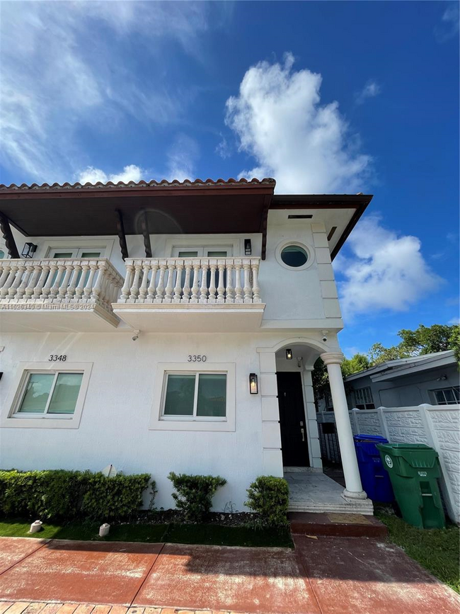 property at 3350 SW 25th St