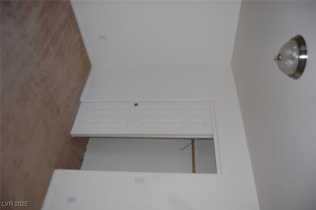 property at 1601 Zelzah Ave