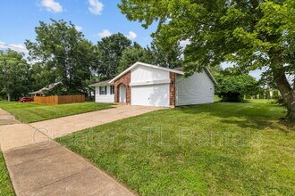 11742 Branridge Rd in Florissant, MO - Building Photo - Building Photo