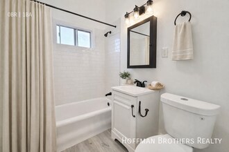 2362 W Washington Blvd in Los Angeles, CA - Building Photo - Building Photo