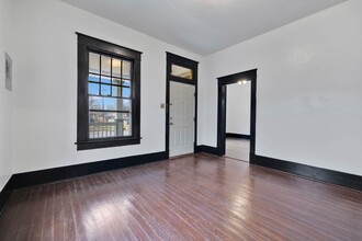 1008 Dakota St in San Antonio, TX - Building Photo - Building Photo