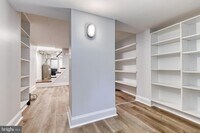 860 W 33rd St photo'