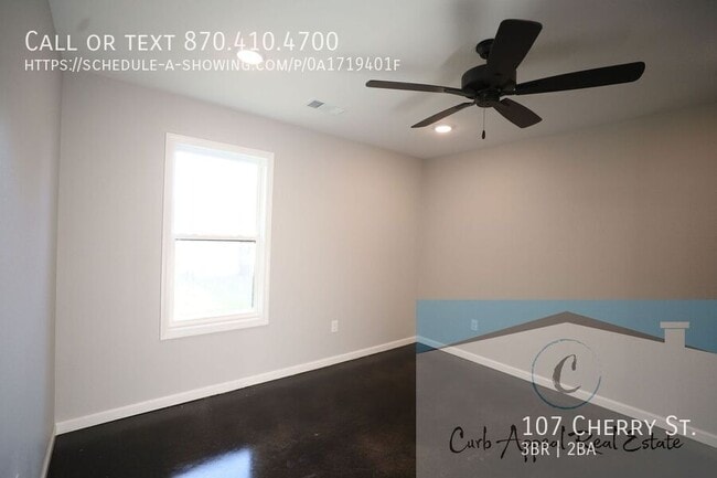 107 Cherry St in Brookland, AR - Foto de edificio - Building Photo