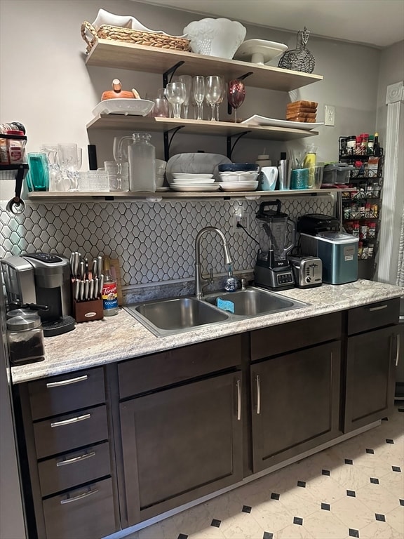 52 Warner St in Springfield, MA - Building Photo - Building Photo