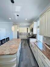 527 12th St in Union City, NJ - Building Photo - Building Photo