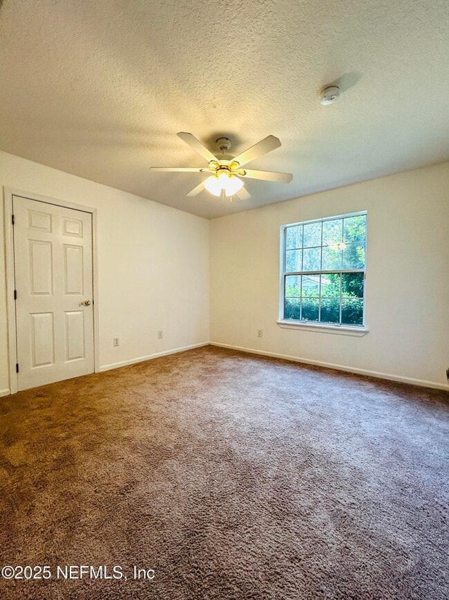 7634 Hammond Blvd in Jacksonville, FL - Building Photo - Building Photo