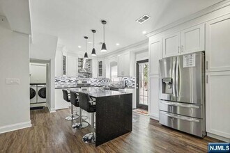 444 Knickerbocker Rd in Tenafly, NJ - Building Photo - Building Photo