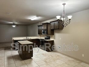 6925 Jack Finney Blvd in Greenville, TX - Building Photo - Building Photo