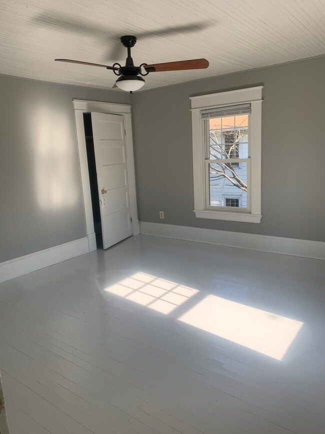 518 S Main St in Roxboro, NC - Building Photo - Building Photo