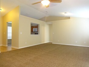 13404 Silver Leaf Cir in Clermont, FL - Building Photo - Building Photo