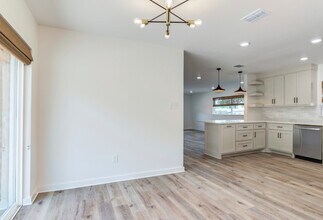 2812 54th St in Lubbock, TX - Building Photo - Building Photo