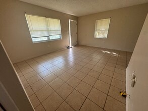 3748 67th Ave N, Unit B in Pinellas Park, FL - Building Photo - Building Photo