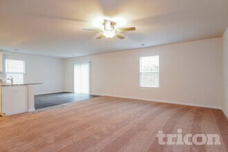 6015 Mason Tucker Dr in Inman, SC - Building Photo - Building Photo