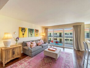 1720 Ardmore Ave in Hermosa Beach, CA - Building Photo - Building Photo