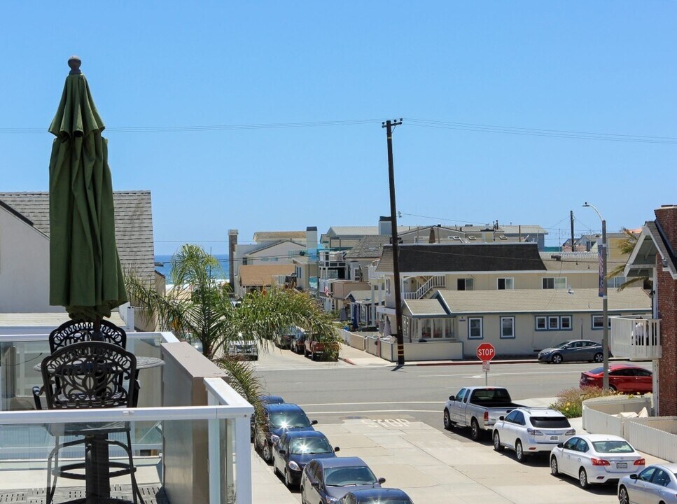 216.5 30th St in Newport Beach, CA - Building Photo
