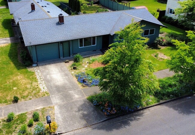 1295 President St in Eugene, OR - Building Photo - Building Photo