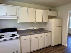 5201 Market St in Houston, TX - Building Photo - Building Photo