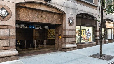 305 W 50th St in New York, NY - Building Photo - Building Photo