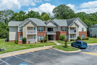 Eastside Green in Fayetteville, NC - Building Photo - Building Photo