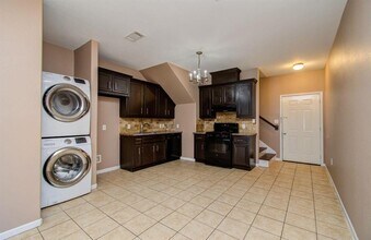 1718 Roxella St in Houston, TX - Building Photo - Building Photo