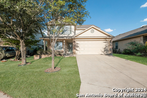 8407 Silver Brush in San Antonio, TX - Building Photo