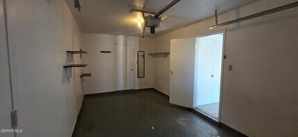 8502 Mettler Dr in El Paso, TX - Building Photo - Building Photo