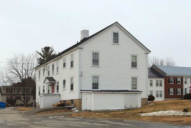 116 Eastern Ave in Augusta, ME - Building Photo - Building Photo