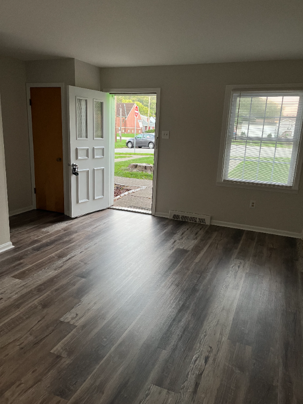 1302 Beaver Midland Rd-Unit -4 in Industry, PA - Building Photo - Building Photo