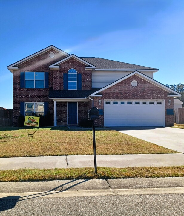 109 Broad Leaf Rd in Allenhurst, GA - Building Photo