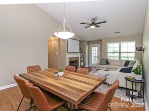7204 Michaels Landing Dr in Charlotte, NC - Building Photo - Building Photo