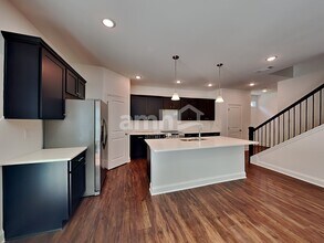 5347 Pebble Bridge Wy in Auburn, GA - Building Photo - Building Photo
