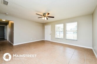 18608 Sebring Rd in Ft. Myers, FL - Foto de edificio - Building Photo