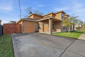 2906 Anita St in Houston, TX - Building Photo - Building Photo