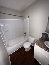 3208 Salisbury Ave in Lubbock, TX - Building Photo - Building Photo