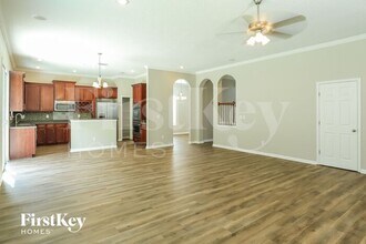 11373 Scenic Point Cir in Jacksonville, FL - Foto de edificio - Building Photo