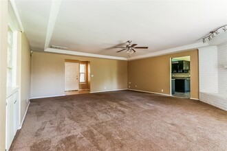 1315 W Aries Rd in Edmond, OK - Building Photo - Building Photo