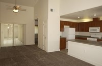 College Park Apartment Homes in Lemoore, CA - Building Photo - Interior Photo