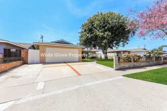 514 S King St in Santa Ana, CA - Building Photo - Building Photo