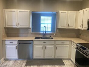 4068 Cherrybrook Loop in Ft. Myers, FL - Building Photo - Building Photo