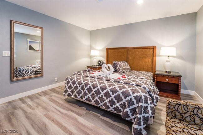 property at 3955 Savoy Ct