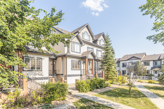 Town Centre Boulevard in Edmonton, AB - Building Photo - Primary Photo