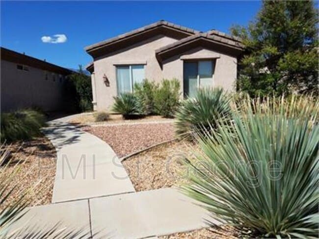 property at 3753 E Canyon Crest Ave