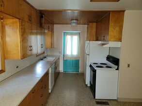 711 Sanford Ave in Richland, WA - Building Photo - Building Photo