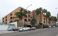 Pacific Shores Apartments in San Diego, CA - Foto de edificio - Building Photo