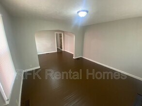 523 N Temple Ave in Indianapolis, IN - Building Photo - Building Photo