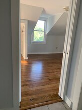 204 Montrose Ave, Unit D in South Plainfield, NJ - Building Photo - Building Photo