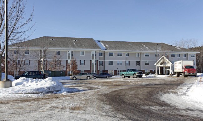 Oak Meadows in Oakdale, MN - Foto de edificio - Building Photo