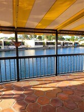 7003 Crown Gate Ct in Miami Lakes, FL - Building Photo - Building Photo