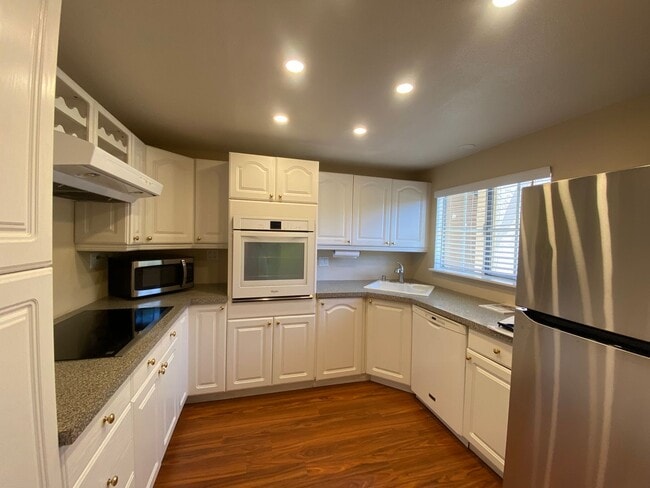 property at 2870 Andover Ave