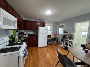 27 Athol St in Boston, MA - Building Photo - Building Photo